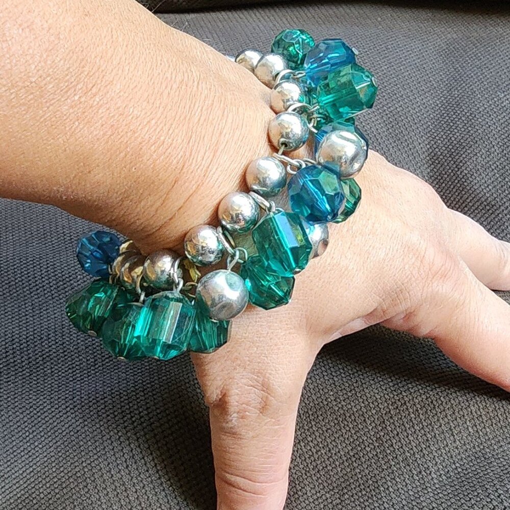 Claire's Aqua Beaded Stretch Bracelet